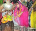 sara ali khan visited mahakal temple